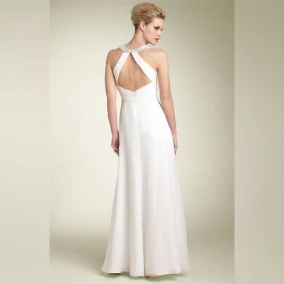 AIDAN MATTOX SILK IVORY BEADED KEYHOLE NECK EVENING GOWN SIZE 6 - Picture 2 of 13